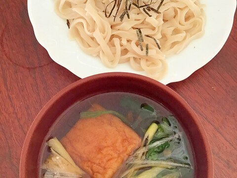 さつま揚げとほうれん草のつけ汁うどん。